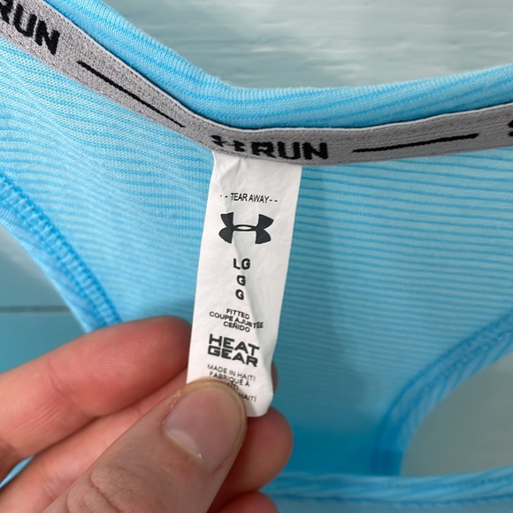 Under armour light blue large racerback workout tank top - Picture 2 of 3
